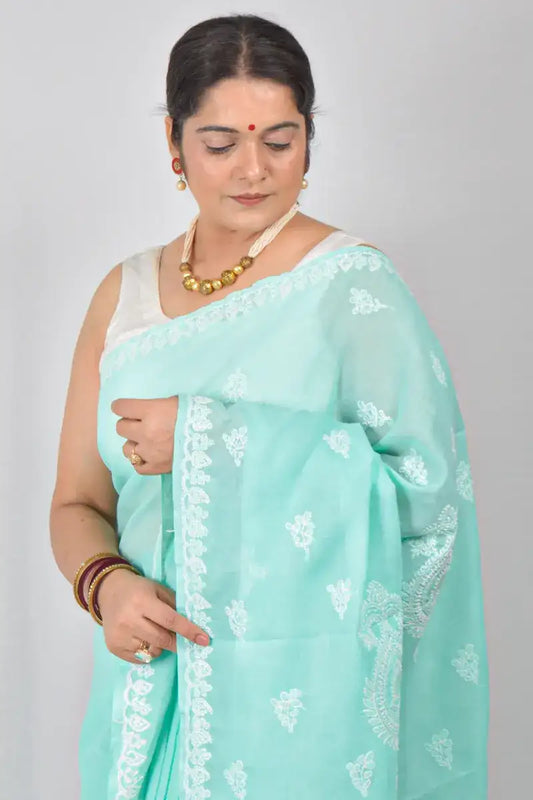 Sea Green cotton saree with hand-embroidered Lucknowi Chikankari and matching blouse – handcrafted ethnic wear by MeMaana.