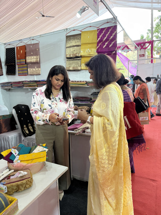 Exploring Traditional Sarees & Handicrafts at Aakansha Haat Lucknow 2024