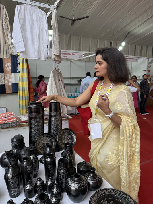 Discovering Traditional Handicrafts at Aakansha Haat Lucknow 2024