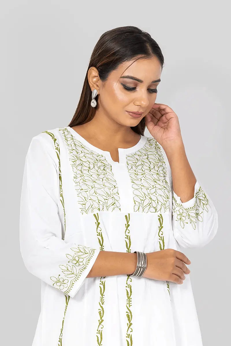 Memaana Handcrafted  Chikankari White Cotton Kurti - Memaana