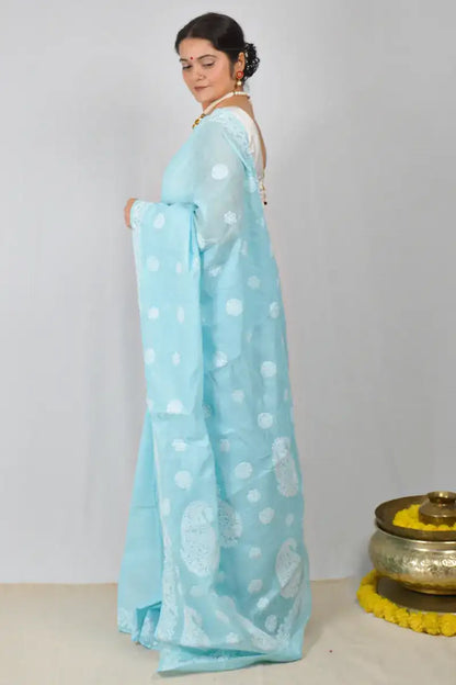 Sky blue cotton saree with hand-embroidered Lucknowi Chikankari and matching blouse – MeMaana handcrafted ethnic wear.