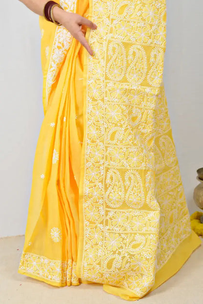 Yellow cotton saree with hand-embroidered Lucknowi Chikankari and matching blouse – handcrafted ethnic wear by MeMaana.